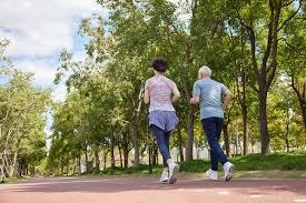 巴萨制造禁区混战 亚马尔捅射破门