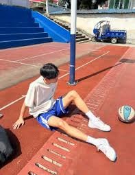 上海男篮啦啦队分享舞蹈：带你体验女团出道现场